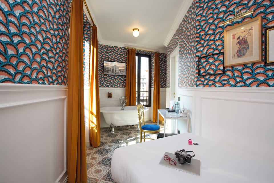 Single Room, City View | Premium bedding, down comforters, desk, laptop workspace