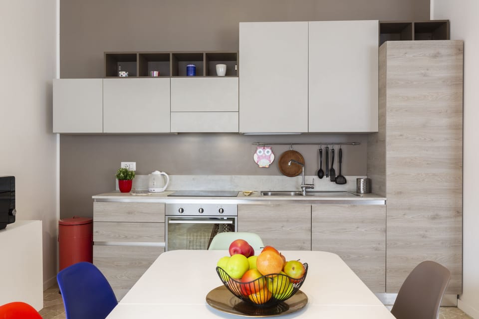Superior Apartment | Private kitchen | Full-size fridge, microwave, oven, stovetop