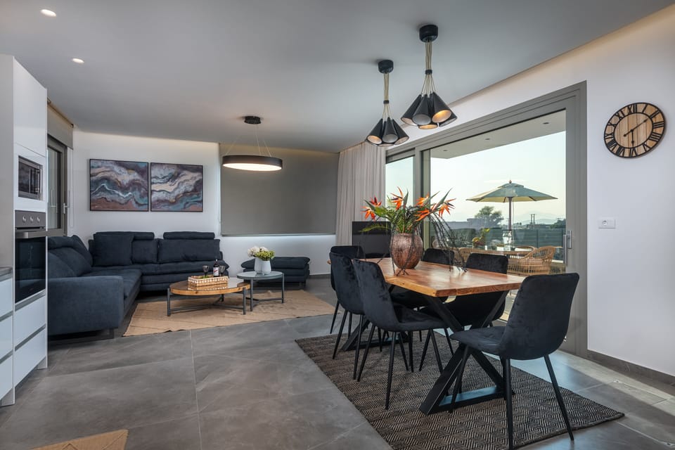 Panoramic Villa, 2 Bedrooms, Private Pool, Ground Floor | Living area | 46-inch Smart TV with cable channels, TV