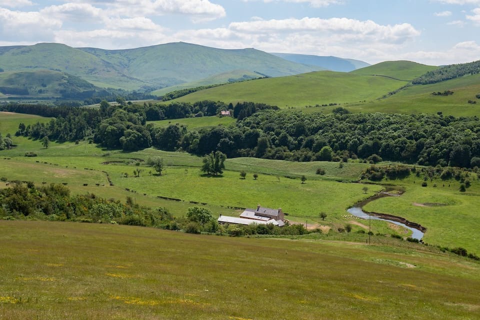 Housedon Haugh - beautiful location in the Reedsford Valley