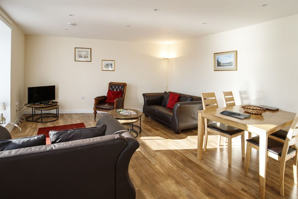 Living Room / Dining Room