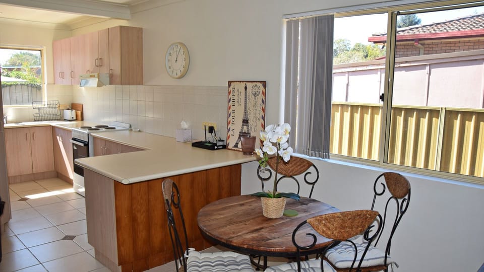 Kitchen and dining area.