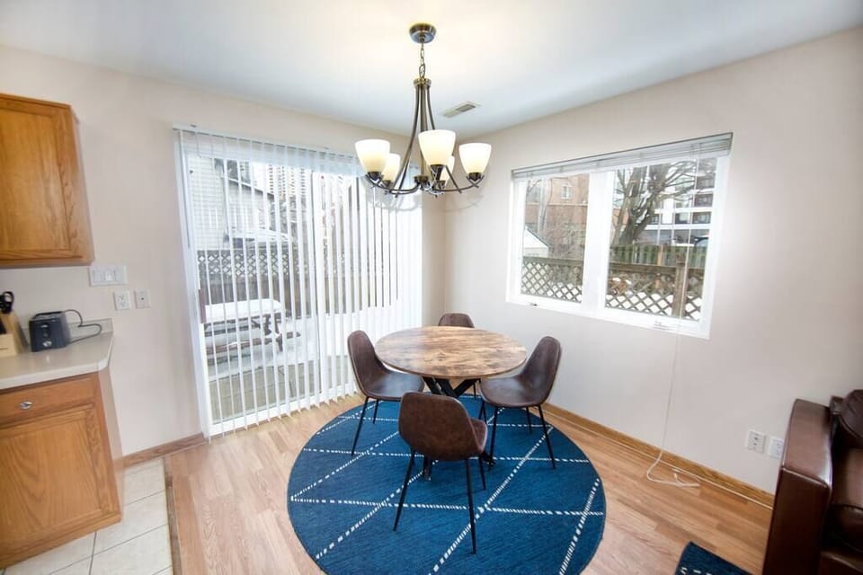Living Room / Dining Room