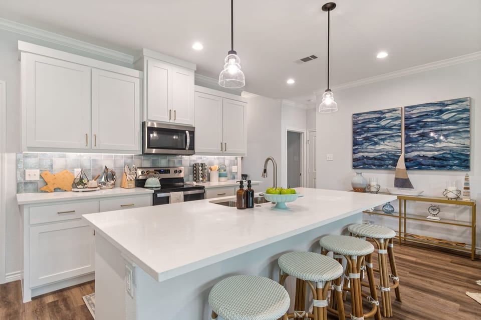The Benjamin I-Kitchen