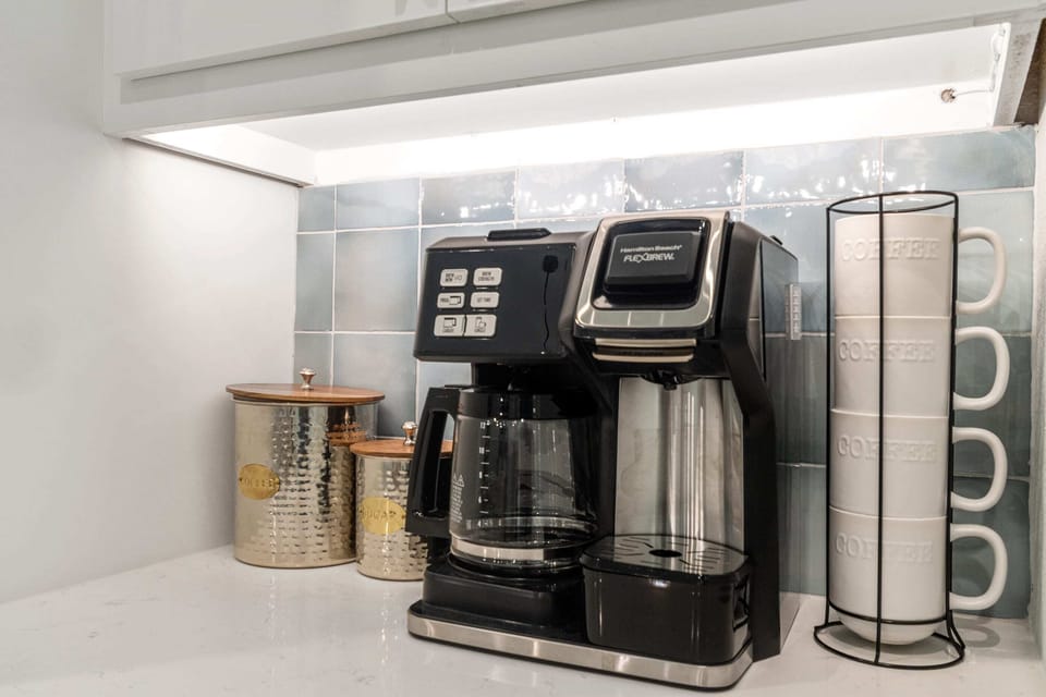 The Benjamin I-Coffee station