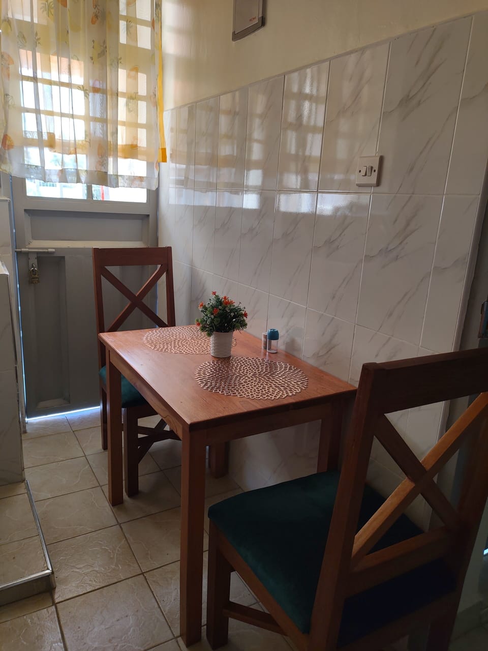 Apartment | Dining