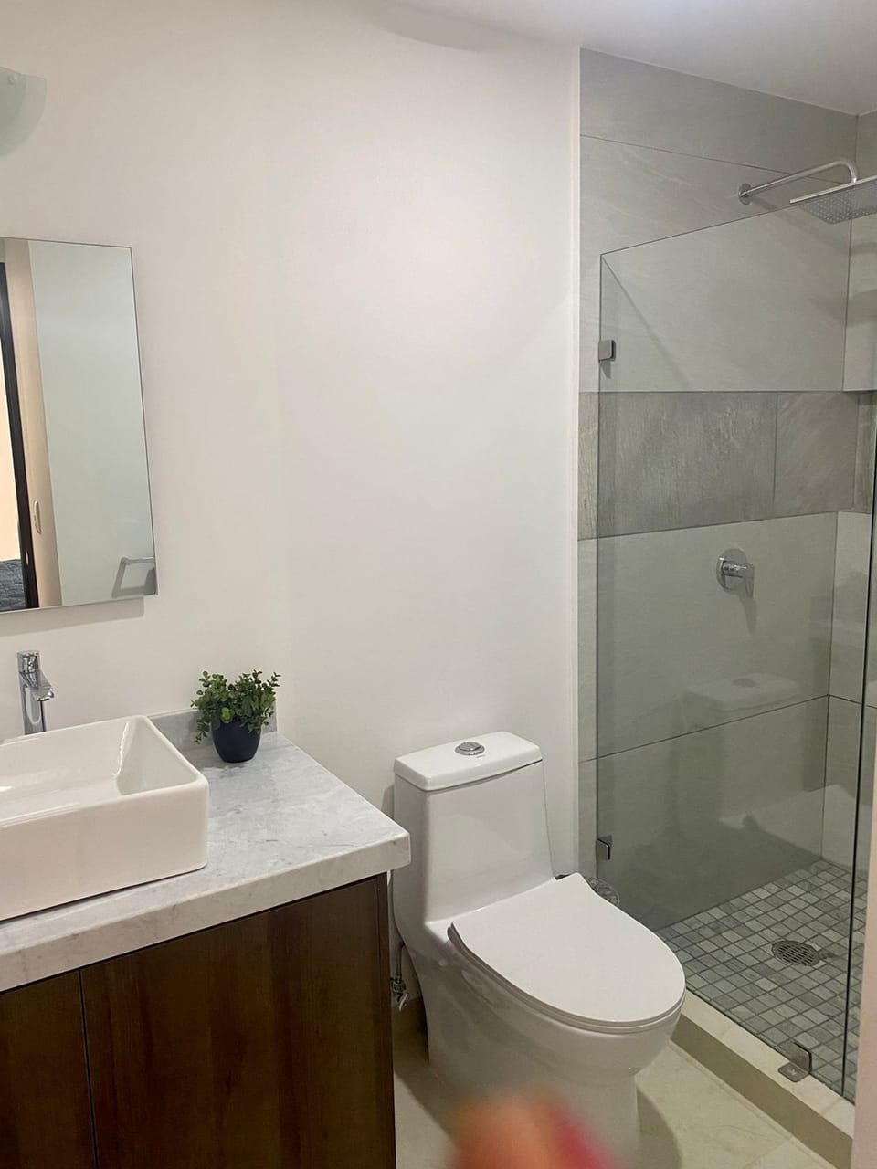 Comfort Condo | Bathroom | Shower, rainfall showerhead