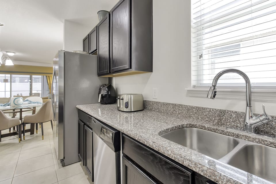 08 High End Kitchen 200223.jpg