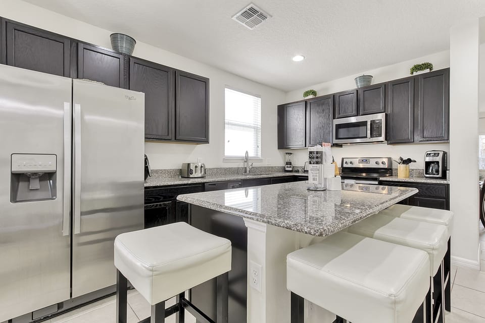 05 High End Kitchen 200223.jpg