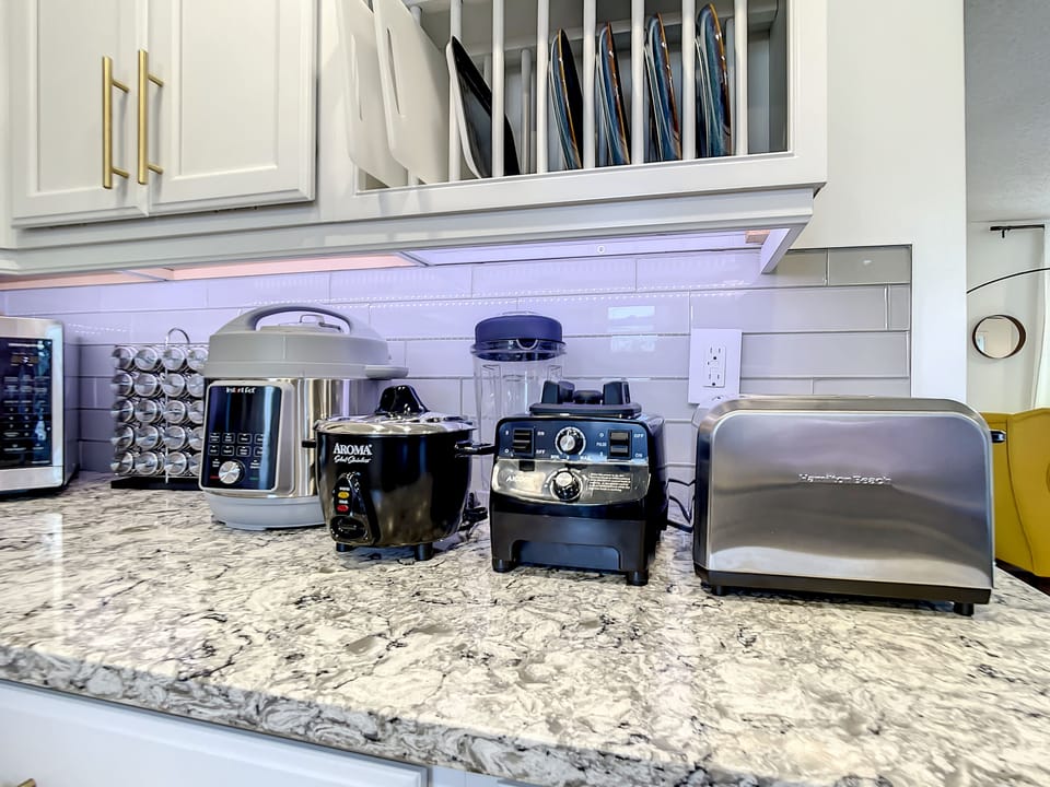 fully stocked kitchen