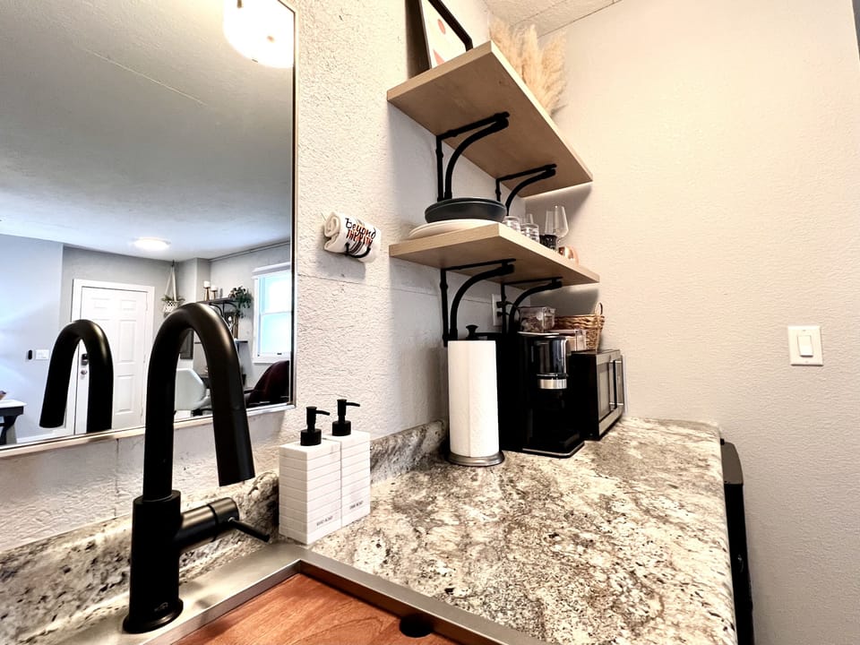 Kitchenette