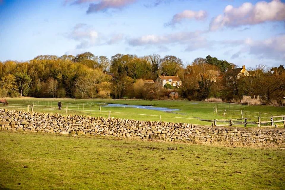 Vista-Retreats-Yew-Tree-Cottage-and-Shepherds-Hut-BI3A3287-WebRes