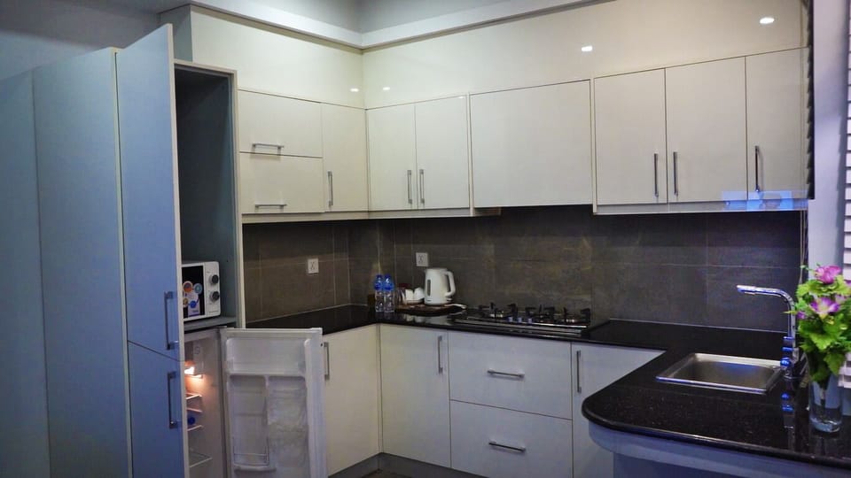 Studio Suite | Private kitchen