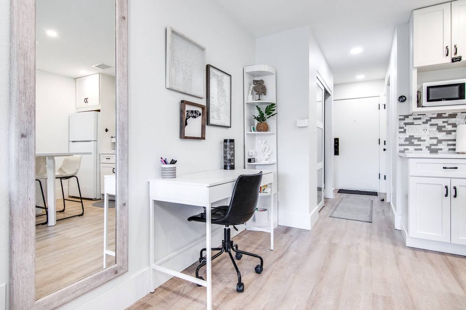 Work from home here at the workstation!