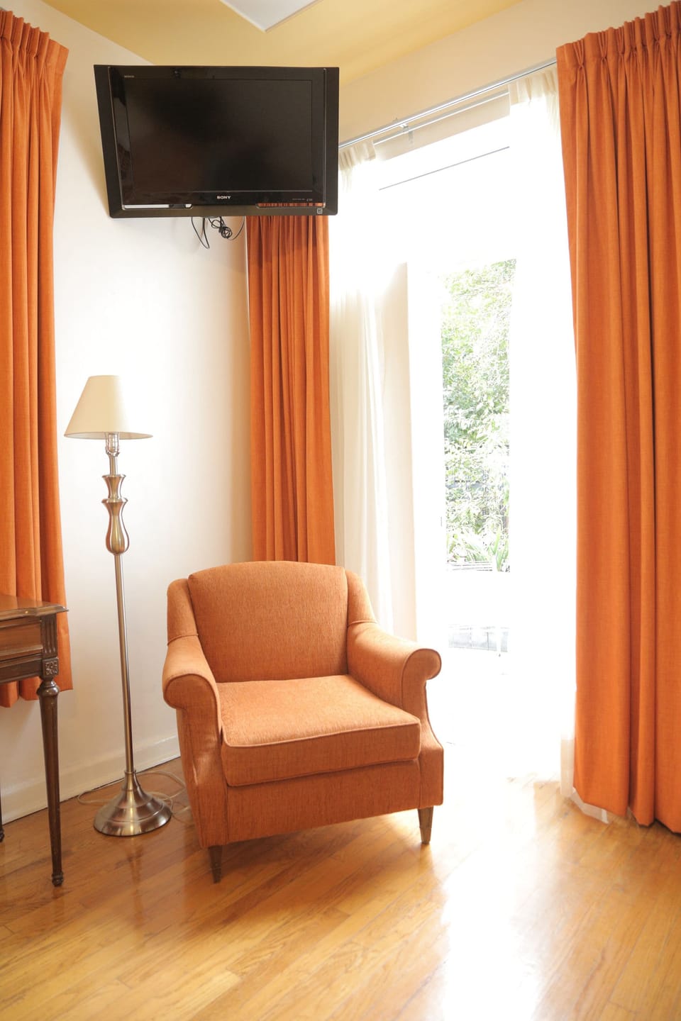 Double Room, King Size Bed | In-room safe, individually decorated, desk, laptop workspace