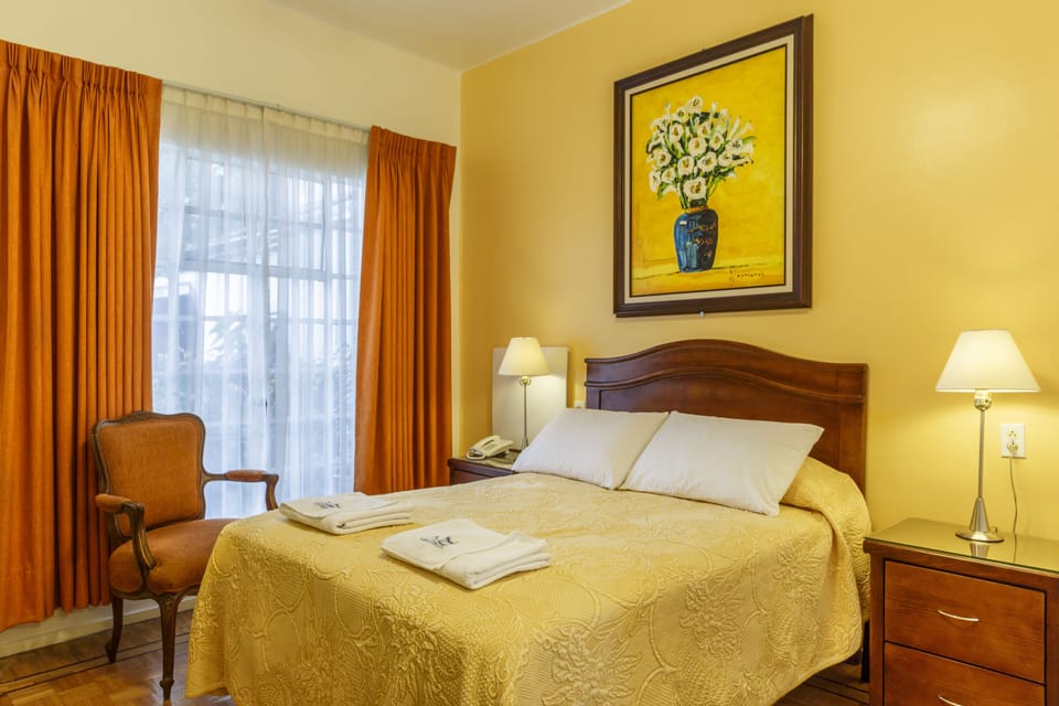 In-room safe, individually decorated, desk, laptop workspace