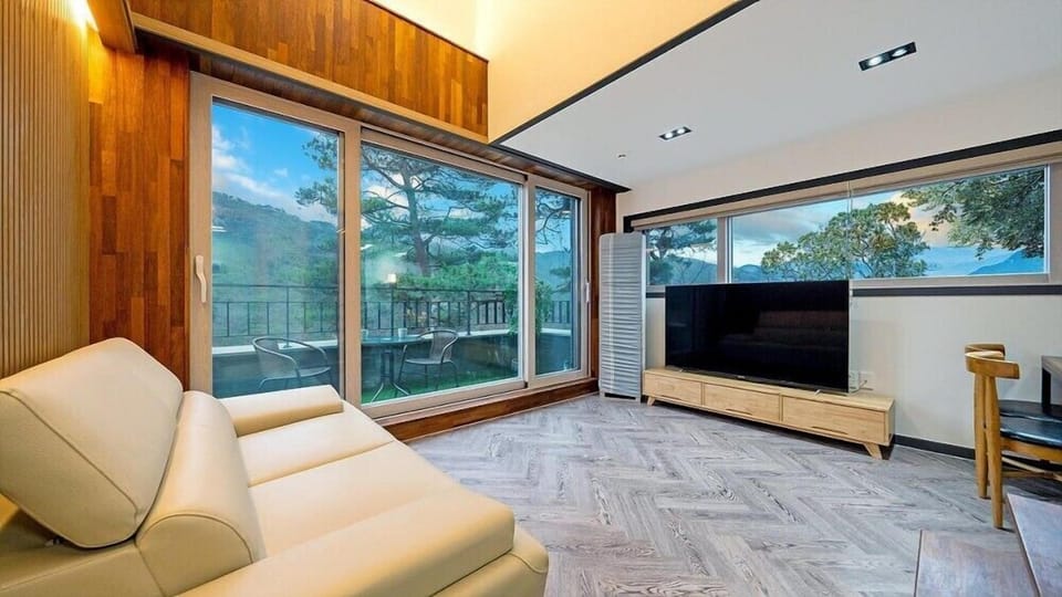 Room (gudambong)