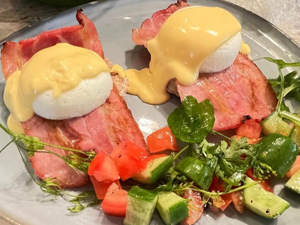 Daily full breakfast for a fee
