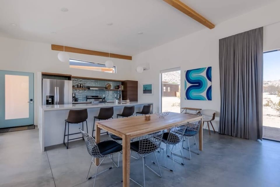 Orion *Major Kitchen & Dining