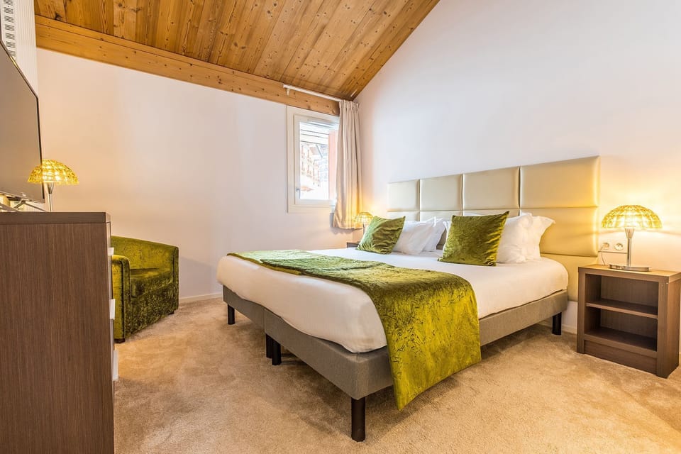 Suite familiale Prestige (2 adultes et 4 enfants) | Premium bedding, in-room safe, free WiFi, bed sheets
