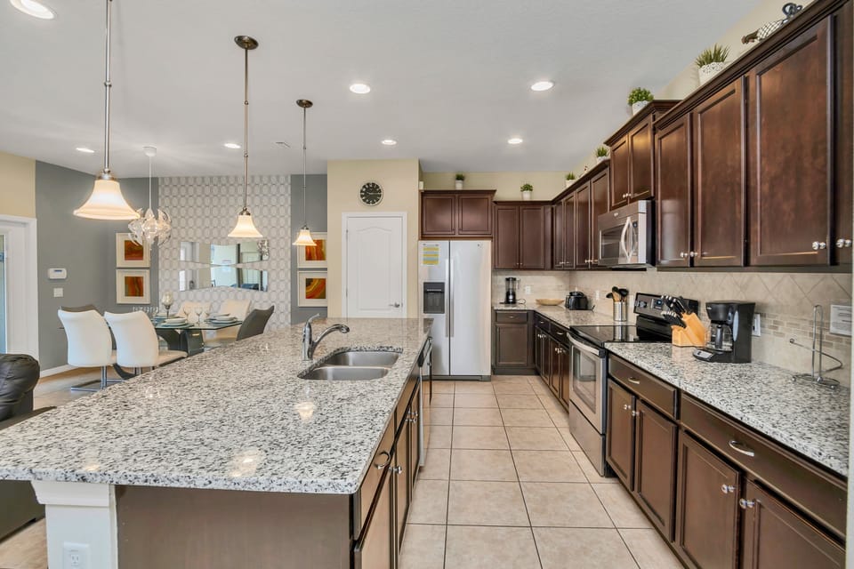 9045RhodesSt,WindsoratWestside_05