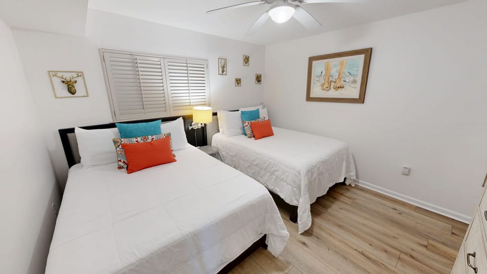 Condo, 2 Bedrooms | 2 bedrooms, iron/ironing board, WiFi (free)