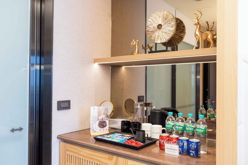 Exclusive Quadruple Room | Premium bedding, down comforters, pillowtop beds, free minibar