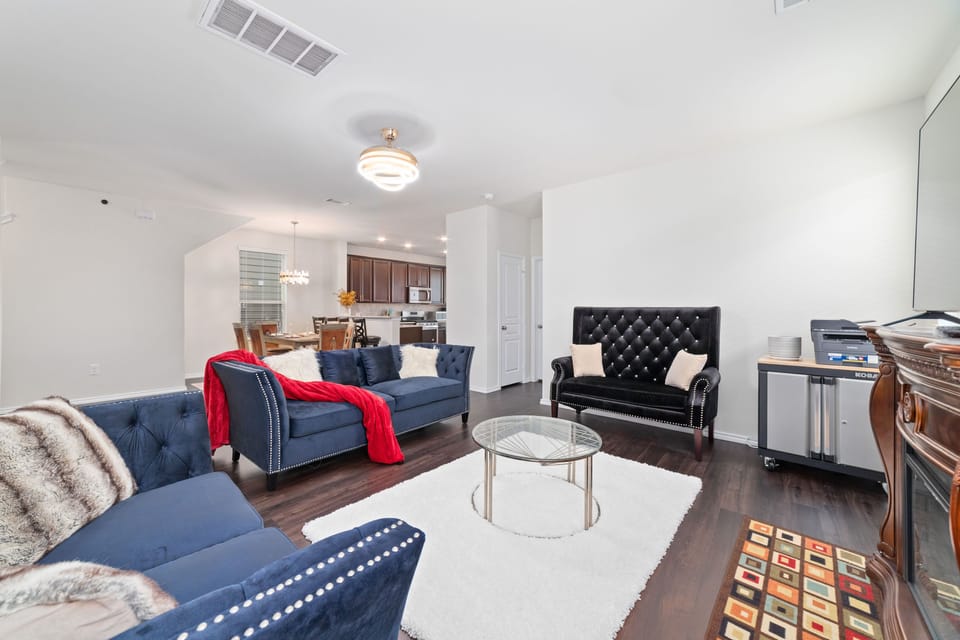 Business Villa | Living area | Smart TV, fireplace, offices