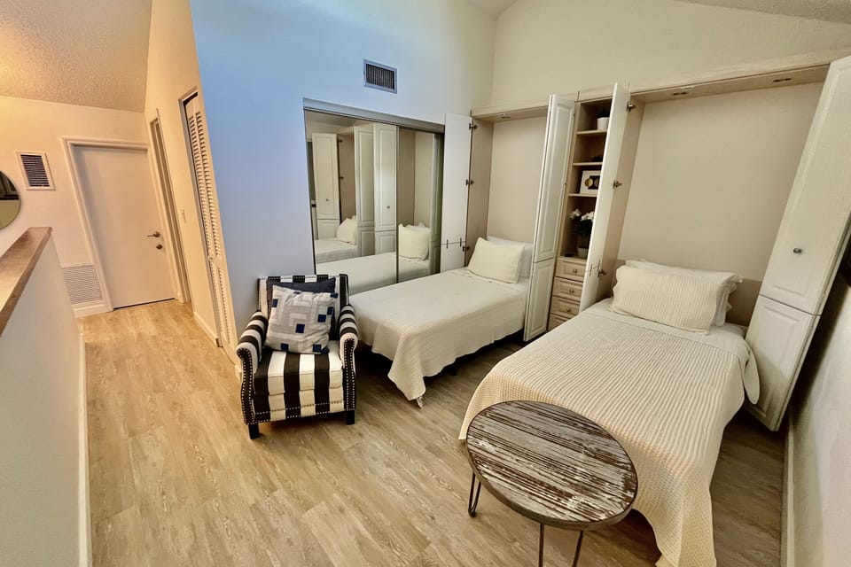 Bedroom 2 (enclosed loft)