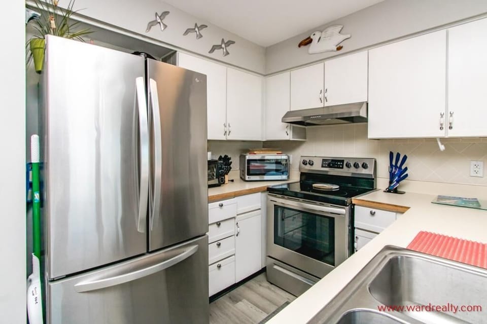 Kitchen II