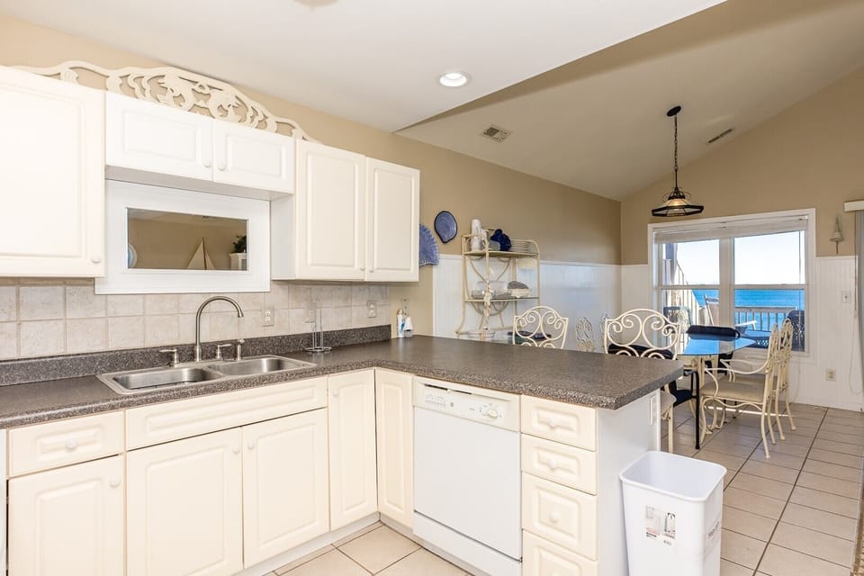9              Kitchen