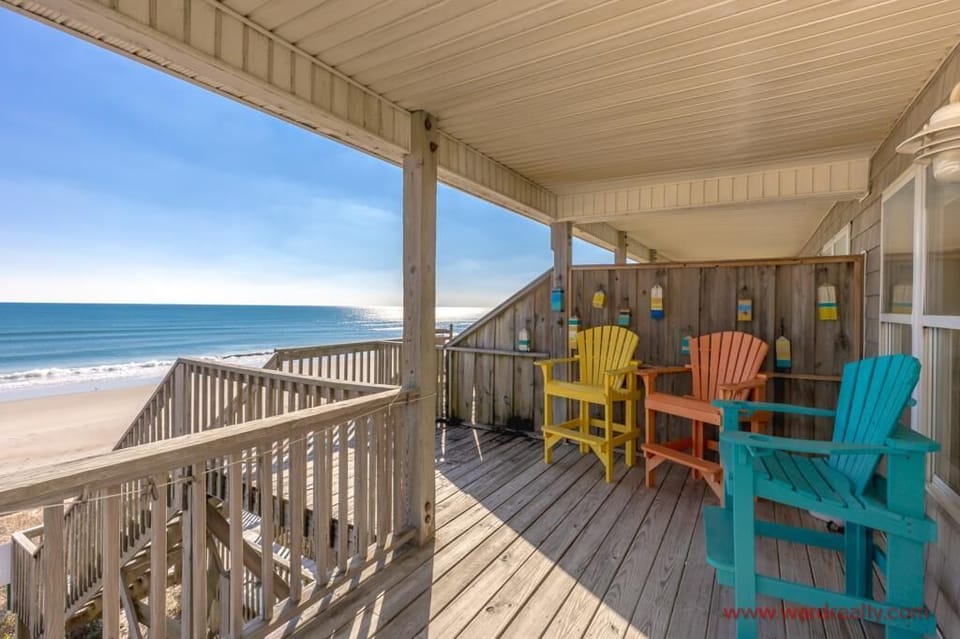 Top Floor Covered Porch
