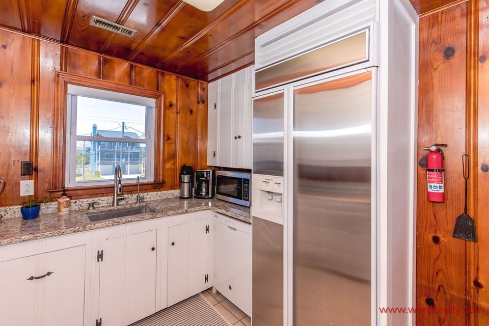 Kitchen II