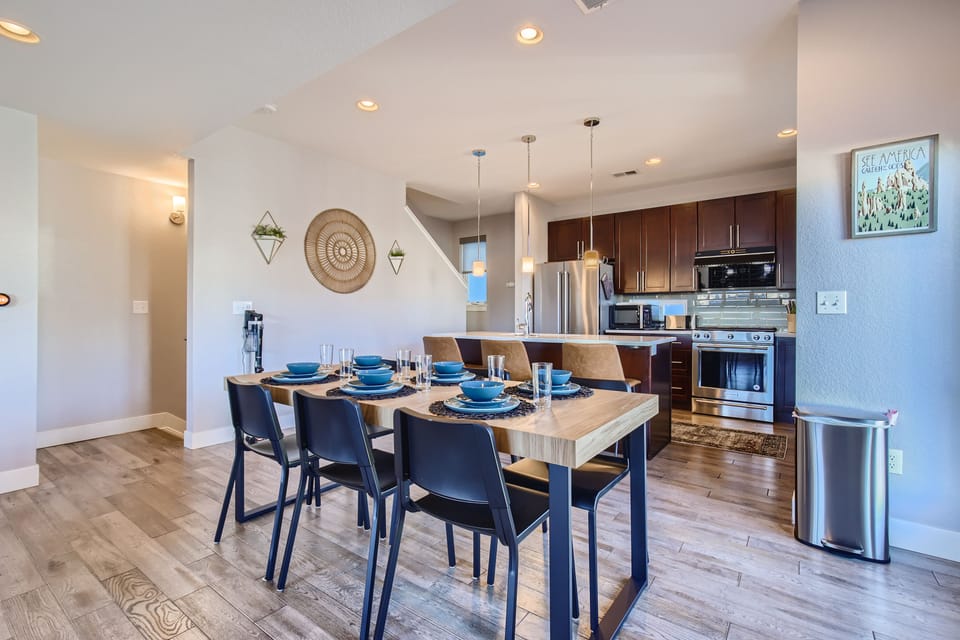 Dining Room (2nd Floor) - Open Concept