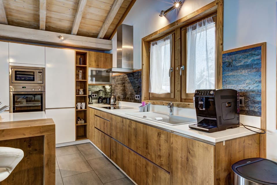 Fully equipped kitchen