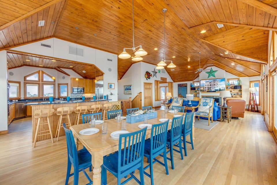 09-Surf-Or-Sound-Realty-1082-Sea Monkey-Dining-Room-03