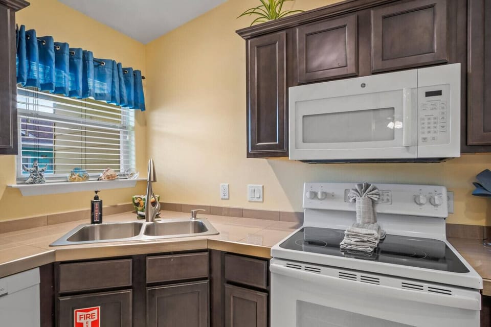 Modern Touches – Convenient appliances to make your stay stress-free.