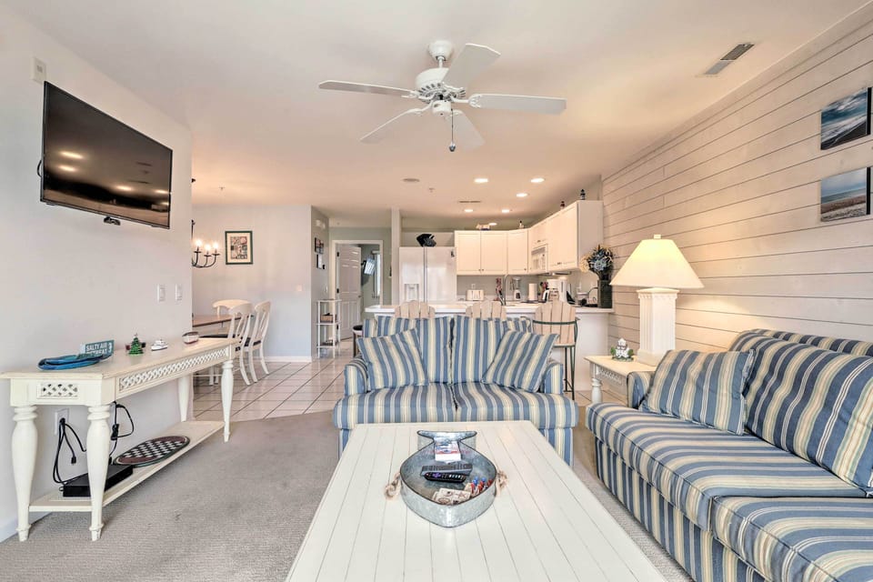 Living Room | Smart TV | WiFi | Central A/C