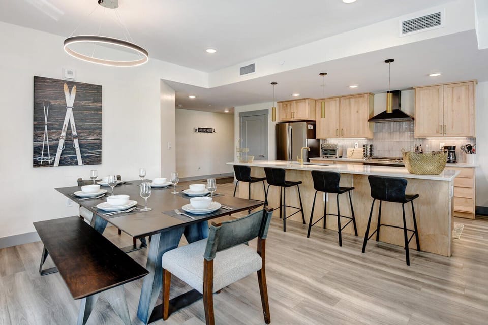 Beautiful Open Space Makes Entertaining Easy