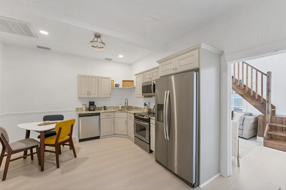 Fully updated kitchen