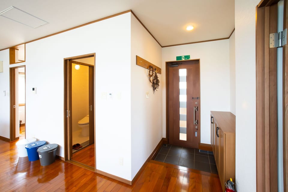 Basic House | Living area