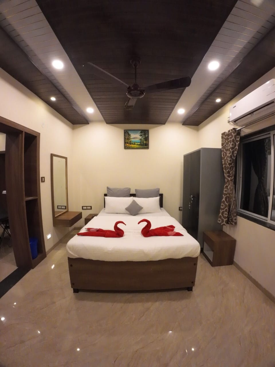 Deluxe Room | Free WiFi