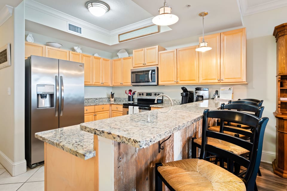 Kitchen Bar 
