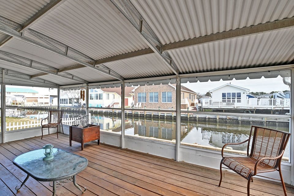 Screen Porch