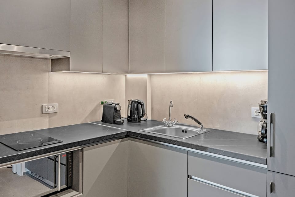 Modern, calm design in the heart of Athens historic center. ACROPOIS VIEW ATHENS