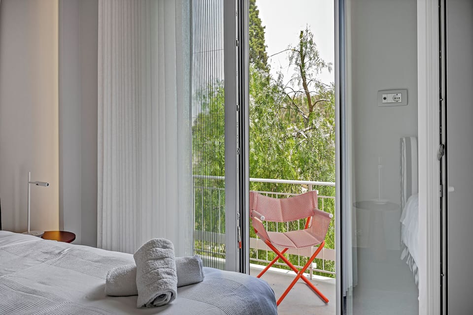 Modern, calm design in the heart of Athens’ historic center