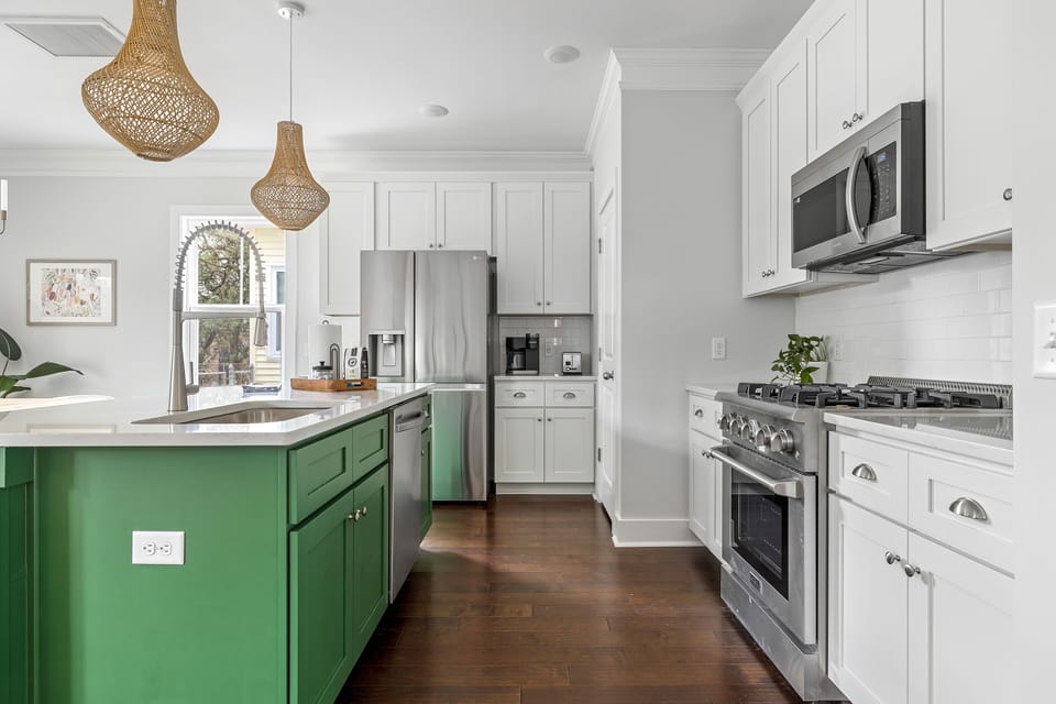 Brand new stainless steel appliances and awesome THOR gas stove.