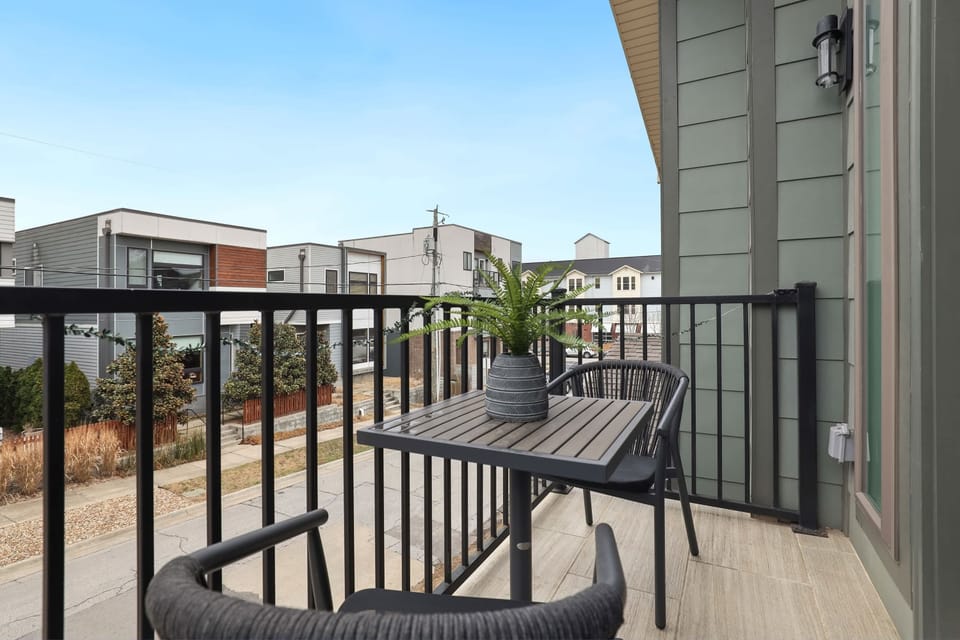 Private patio connected to master bedroom