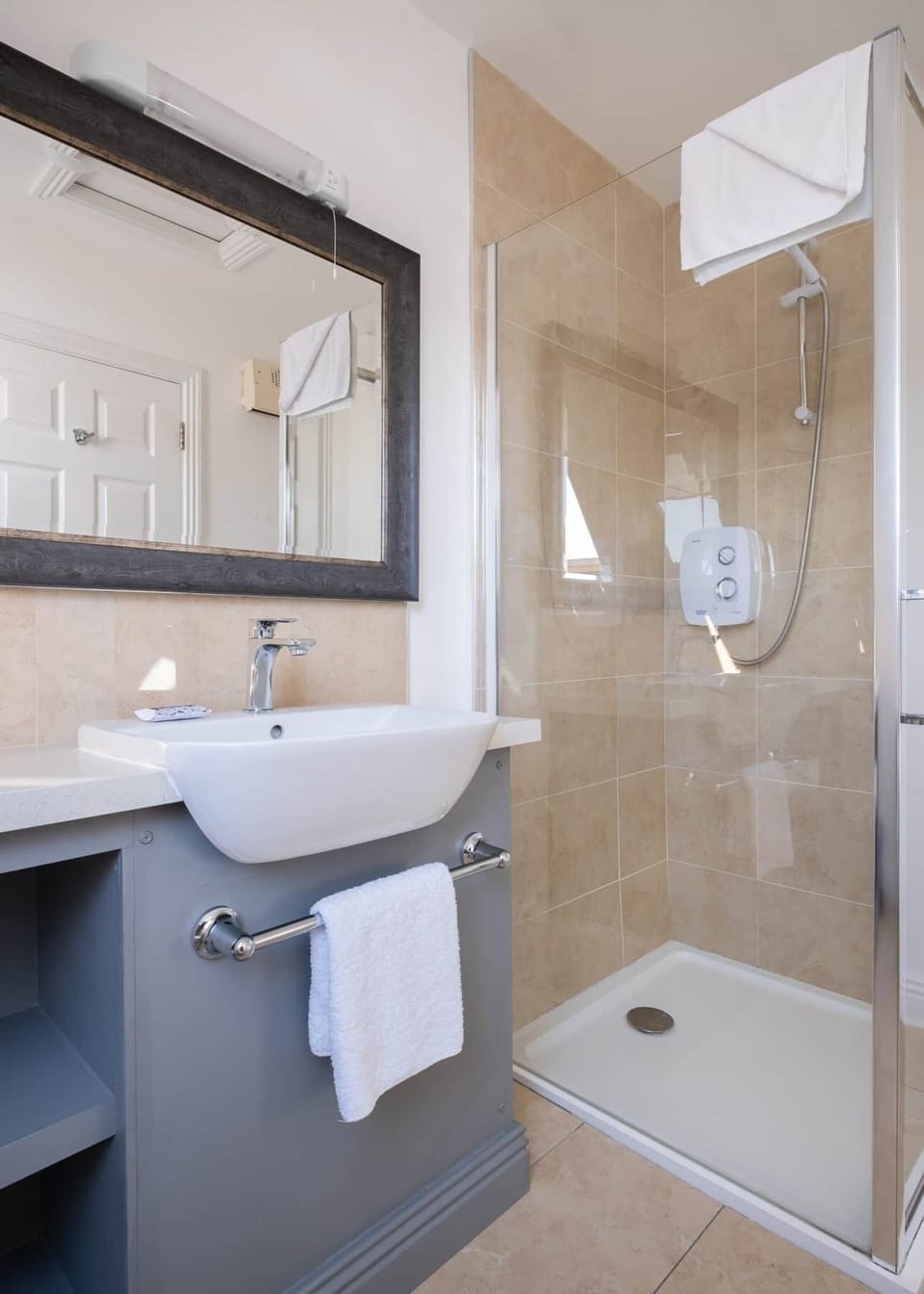 Bathroom (2)