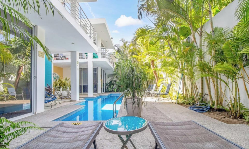 Courtyard with shared pool & grill